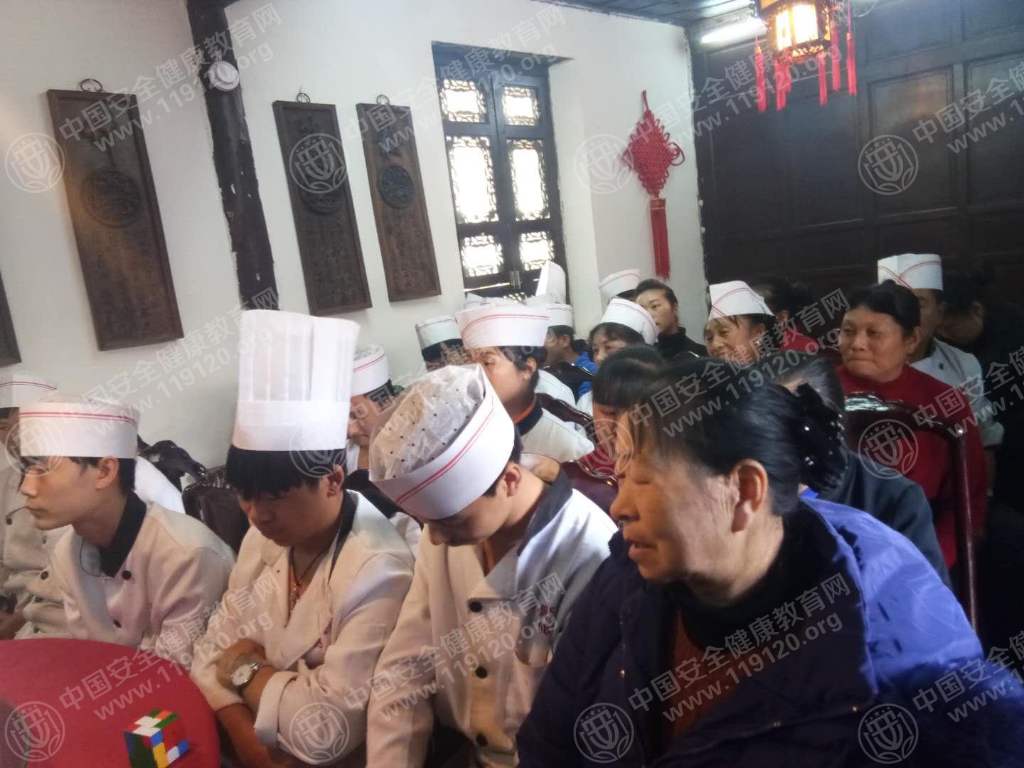 昆明一颗印饭店12.4杨晶晶4.jpg