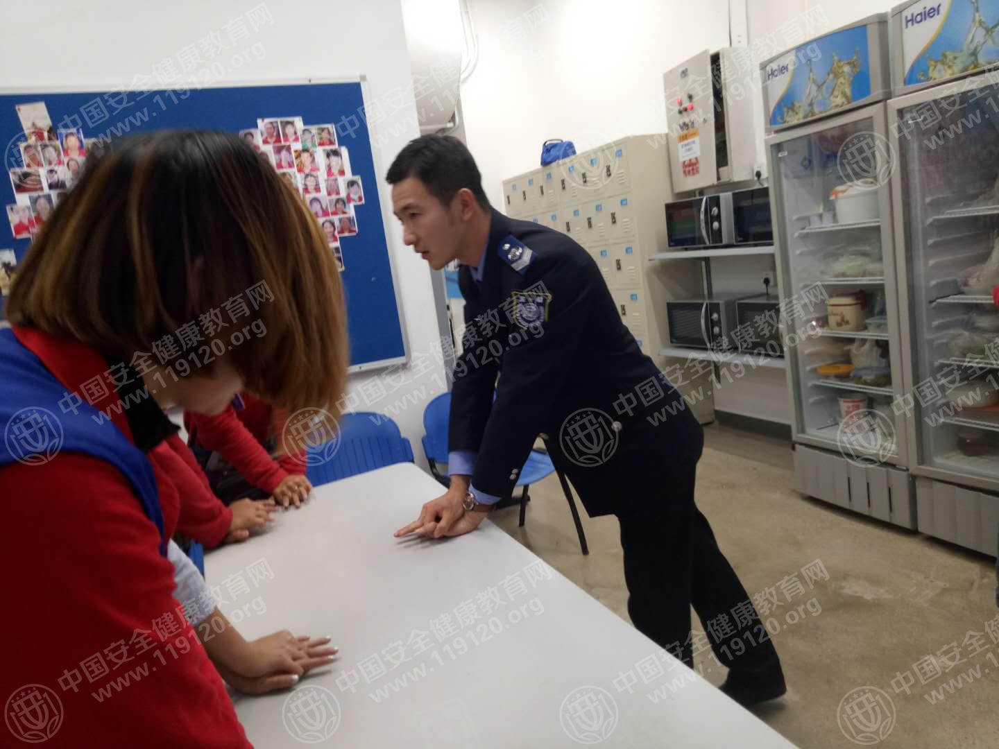 昆明市沃尔玛12.6郭磊3.jpg