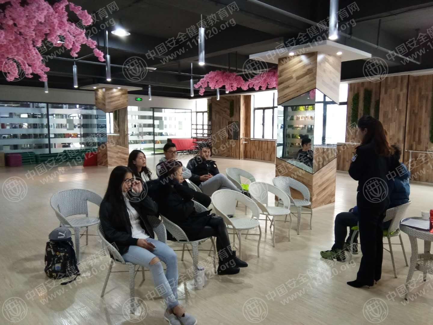 昆明市威格健身俱乐部1.29杨晶晶2.jpg