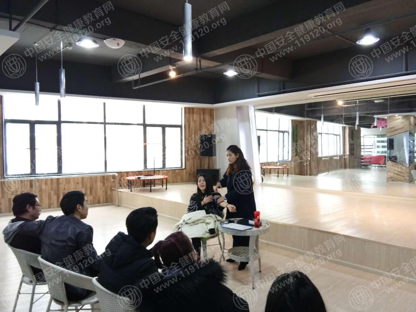 昆明市威格健身俱乐部1.29杨晶晶3.jpg