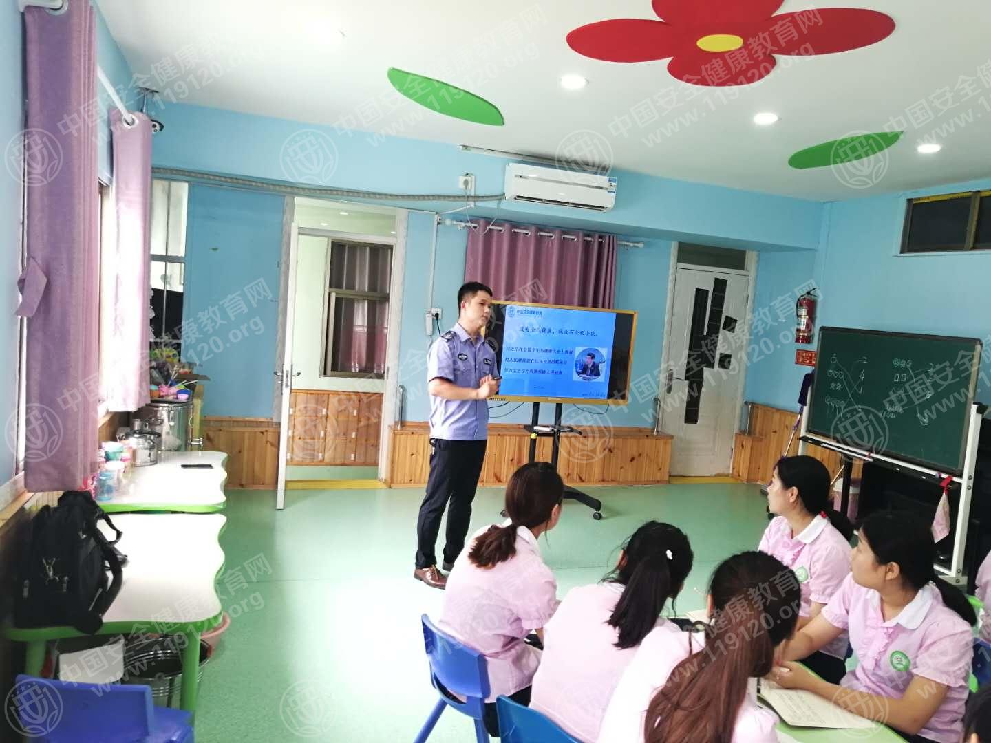 0822洛阳市洛龙区科技实验幼儿园4.jpg