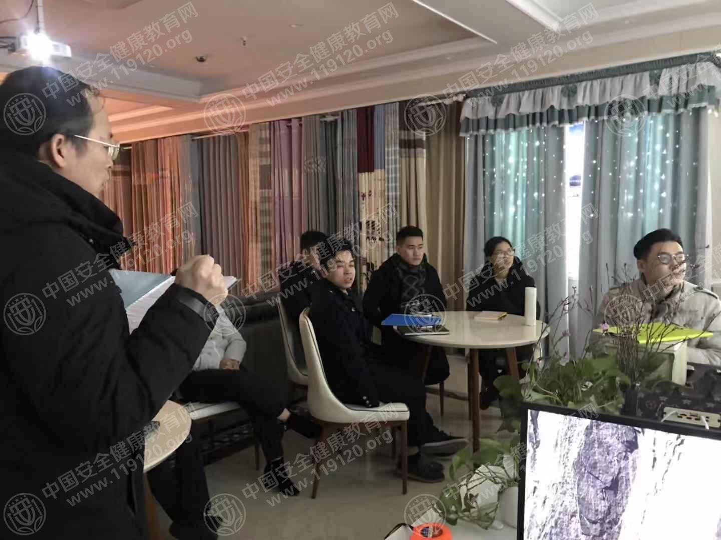 微信图片_20190104145815.jpg