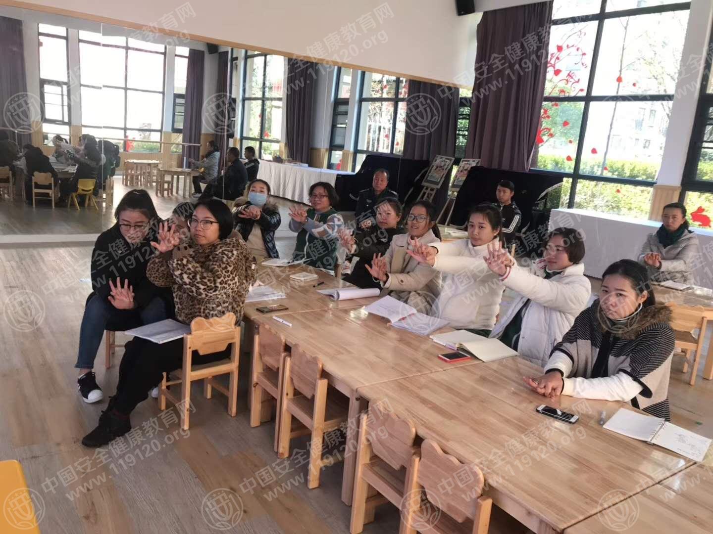 昆明市和平天使幼儿园1.91.jpg