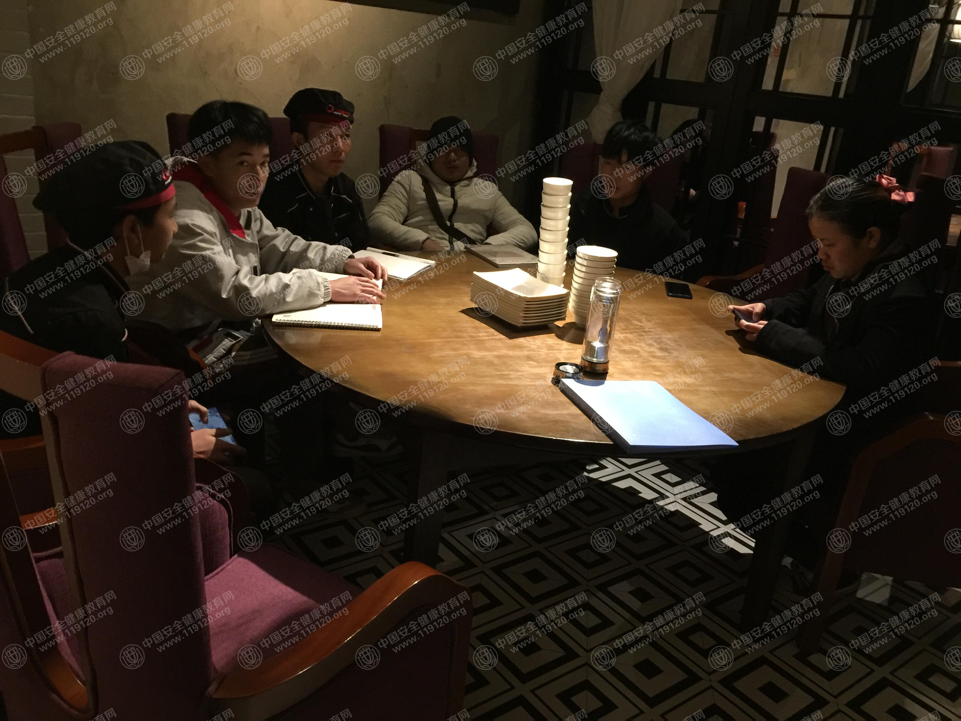 昆明市红番干锅（海伦店）1.9刘薇1.jpg