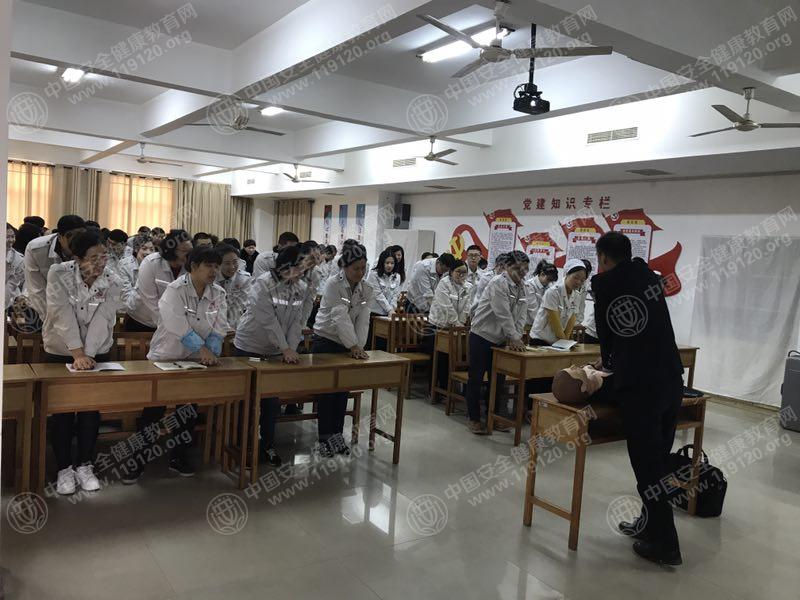 南山纺织服饰有限公司2.jpg