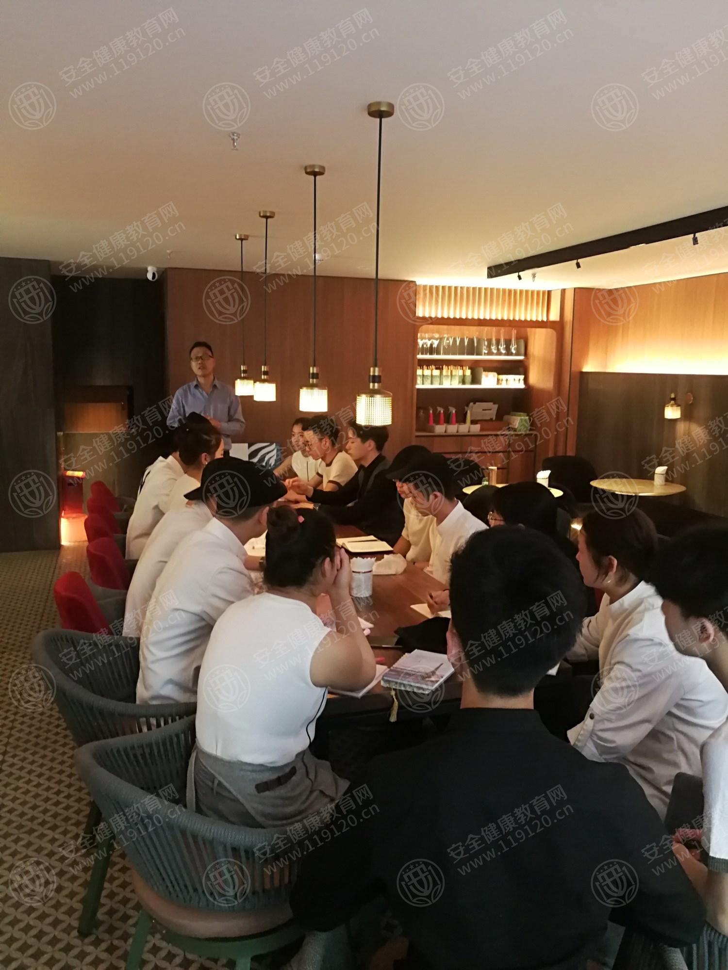 微信图片_20190412153352_副本.jpg