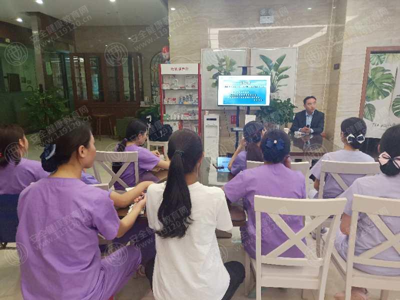昆明麦蓝国际月子会所5.71.jpg
