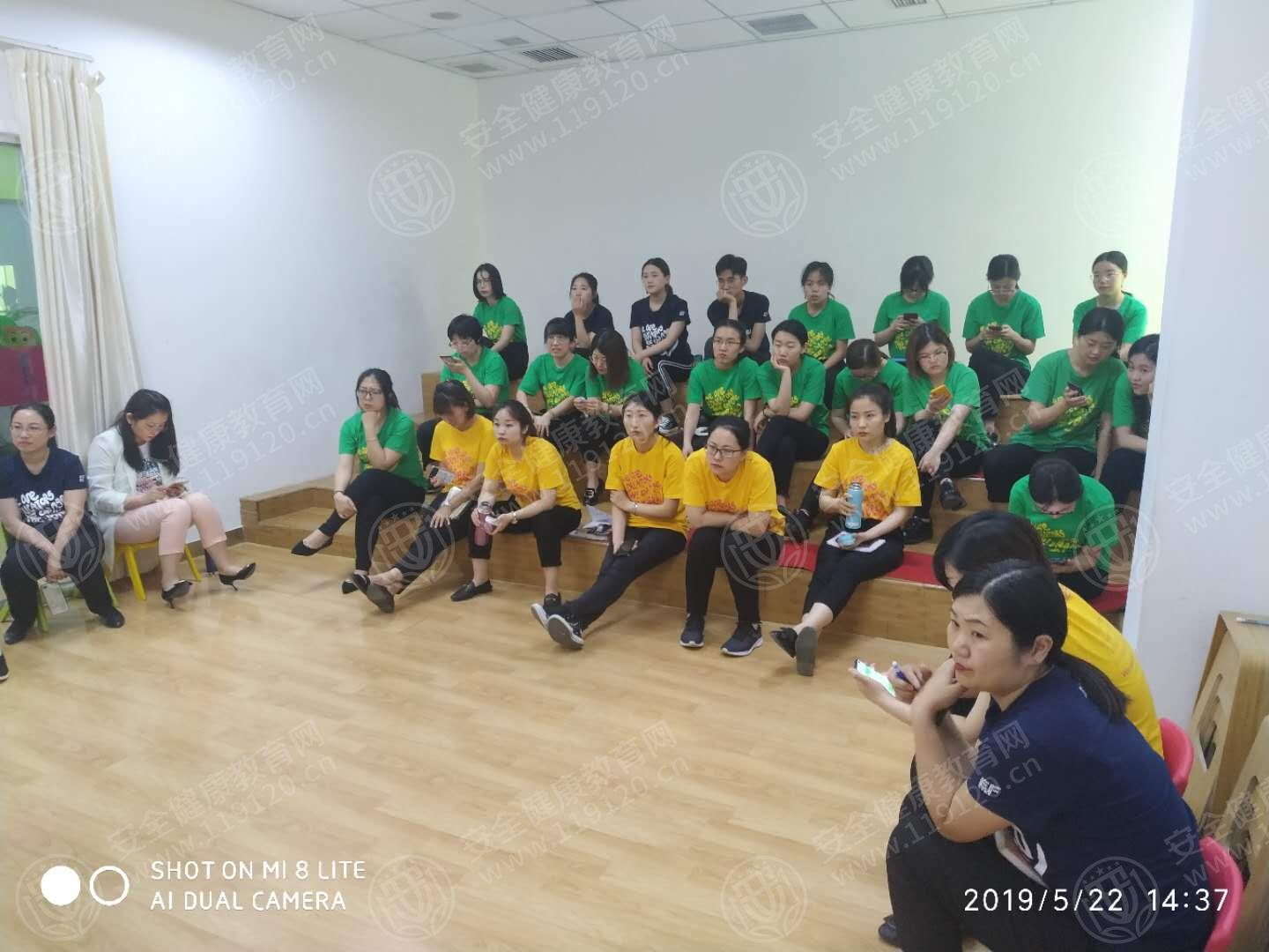 英孚教育5.22徐东浩.jpg