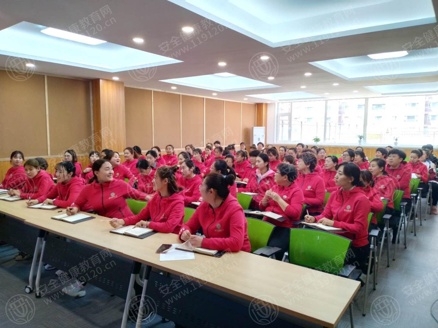5.22郑殿和12点30分五十二中学赫行幼儿园1.jpg