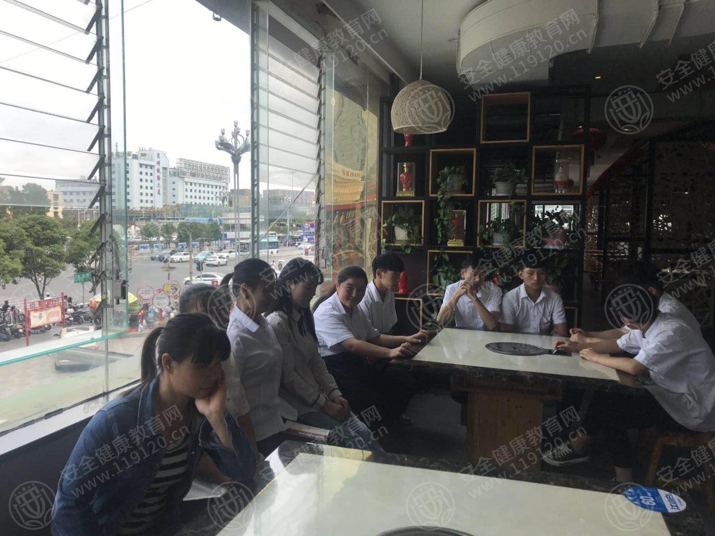麻辣无情重庆老火锅5.271.jpg