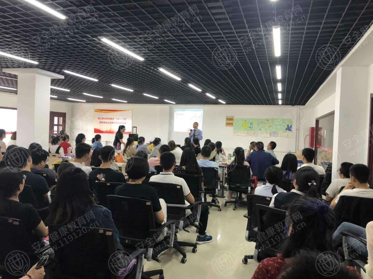 中国人民财产保险股份有限公司续保直销平台莱山职场郝3.jpg