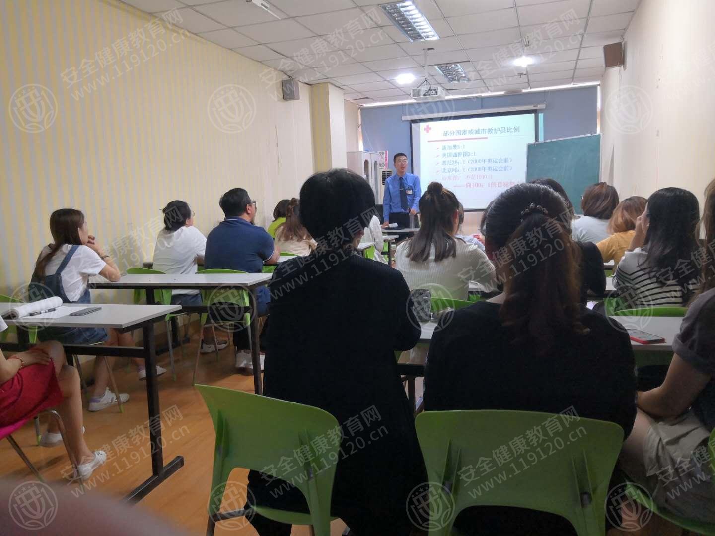 海铭外语培训学校1.jpg