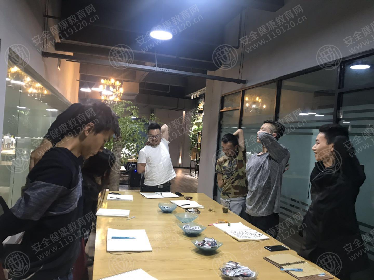云南狼哥广告有限公司7.62.jpg