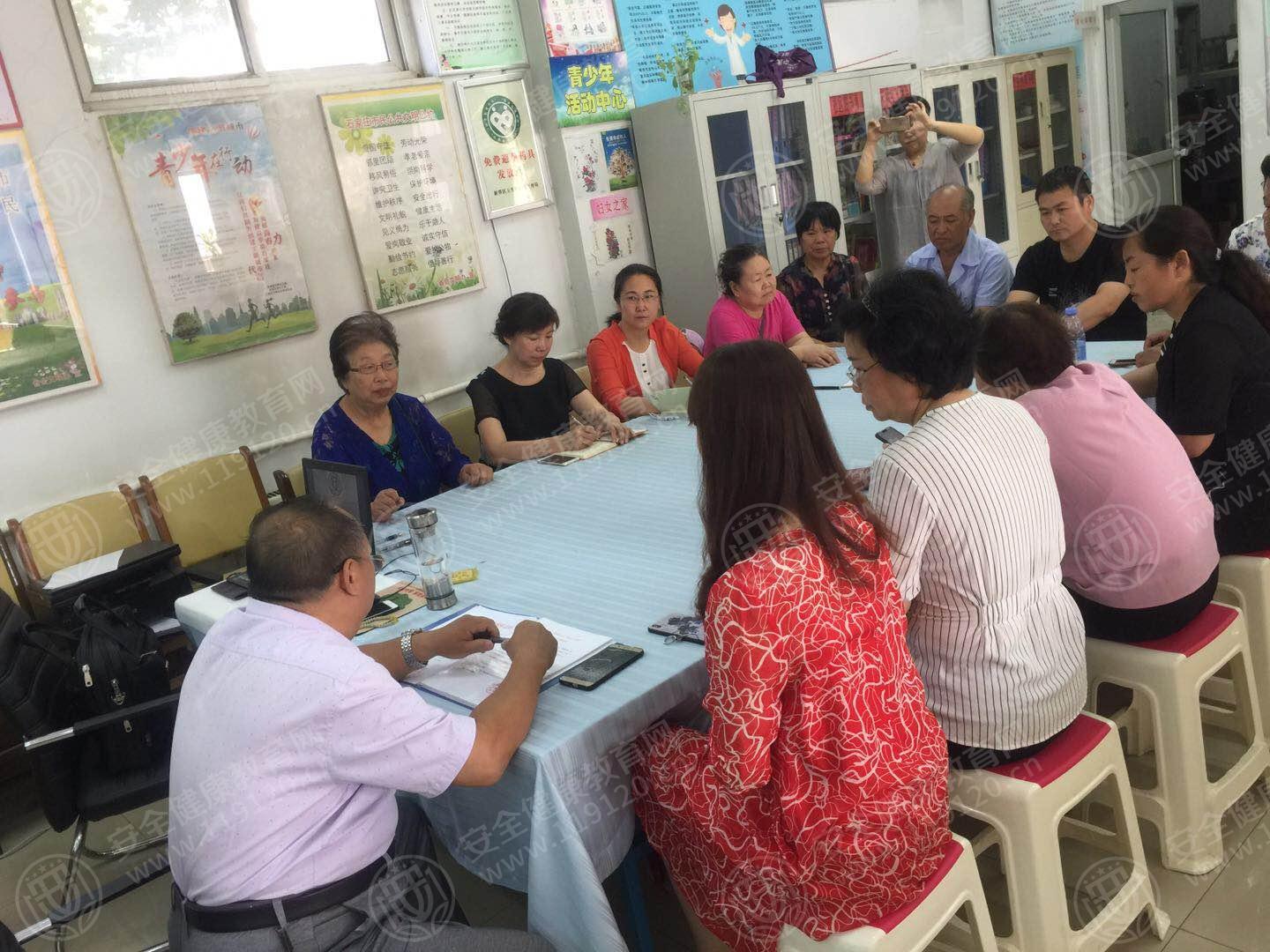 文苑社区居委会7.3刘玥3.jpg
