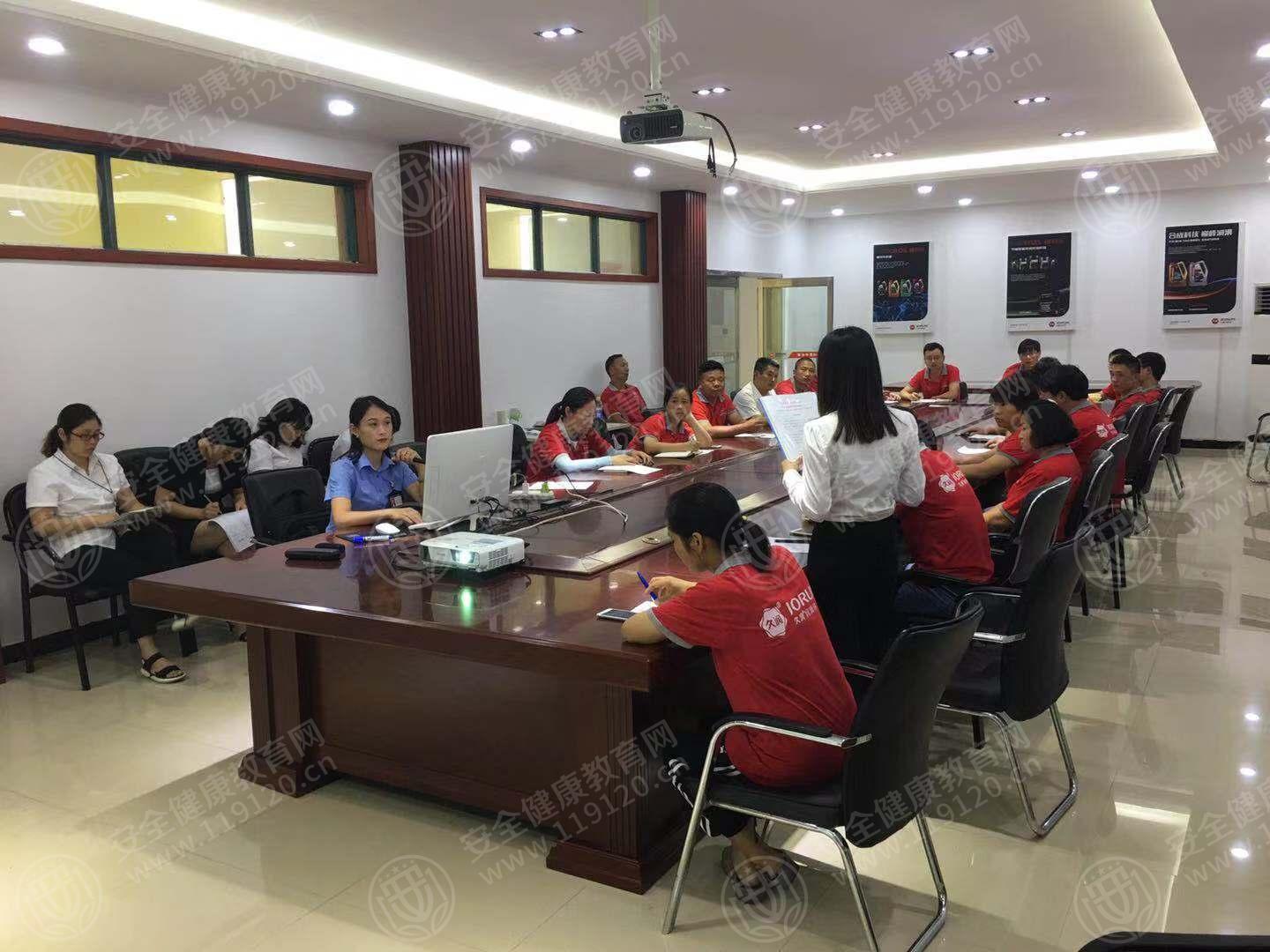 5d259903b35180.jpg 1.jpg