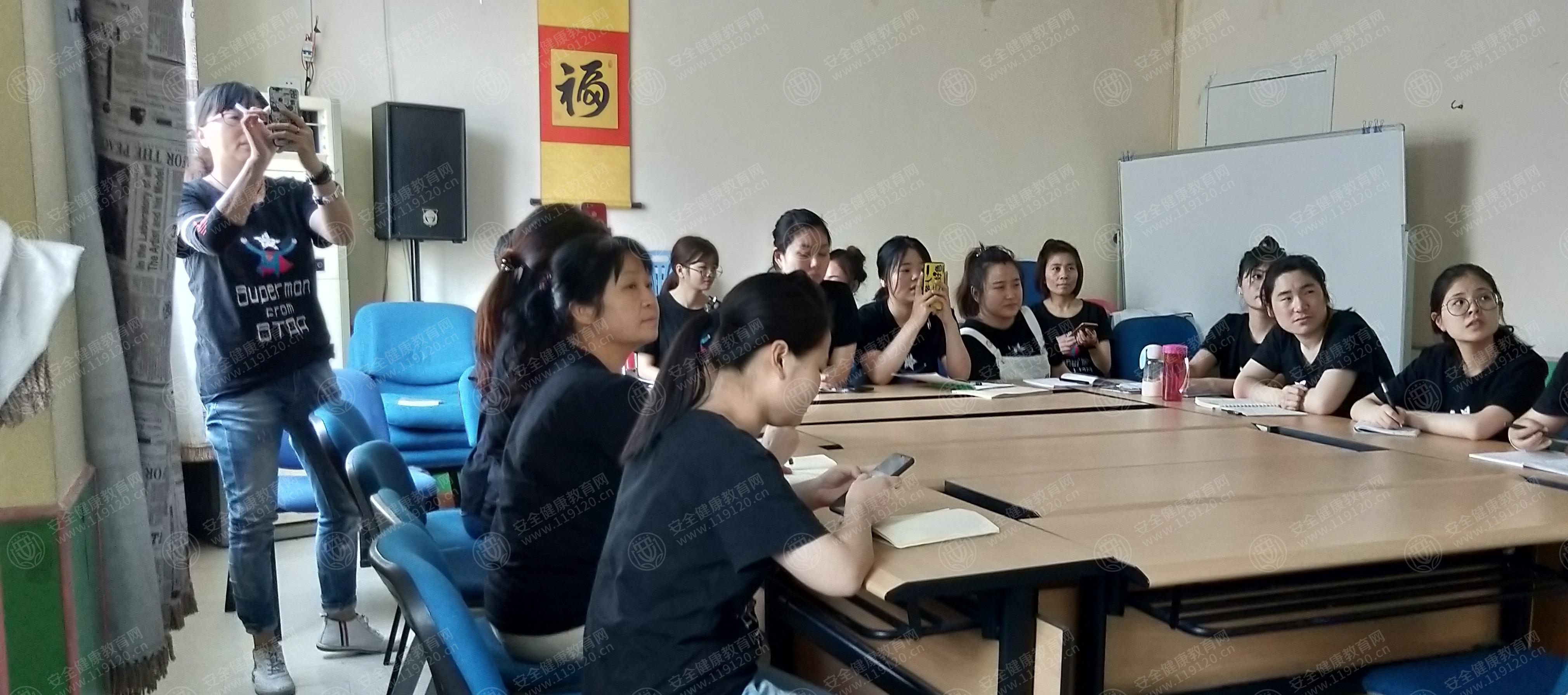 千千爱特殊教育培训中心6.3（2）.jpg