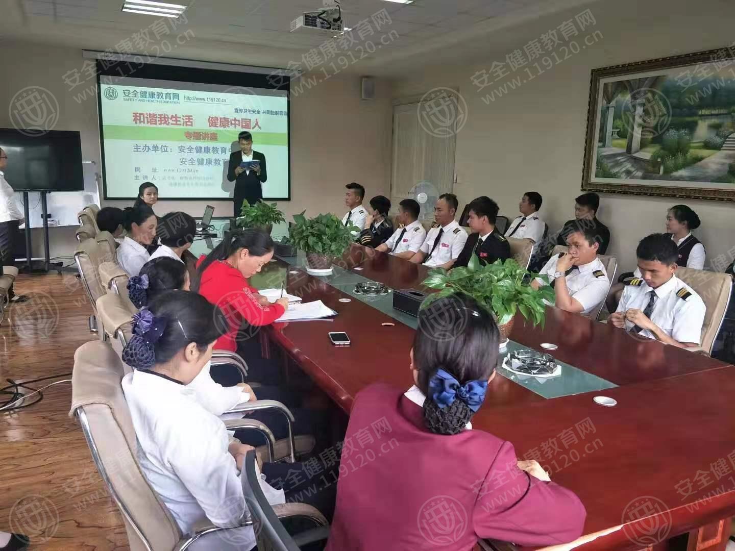 俊发·观云海售楼中心7.23武文林1.jpg