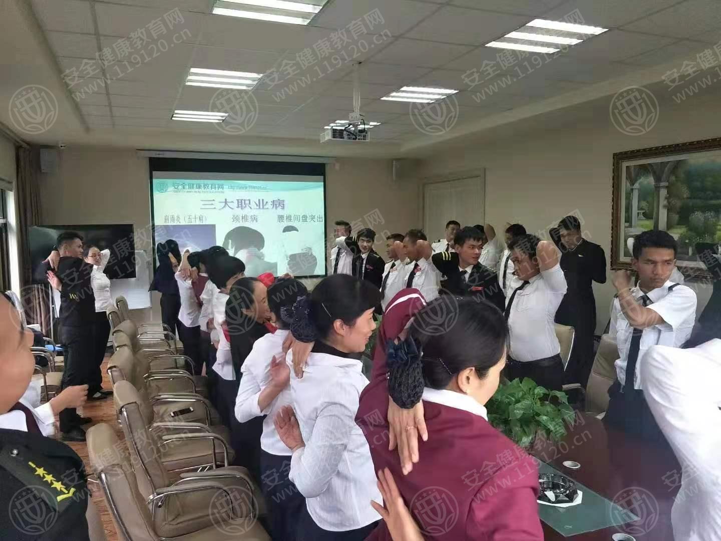 俊发·观云海售楼中心7.23武文林3.jpg