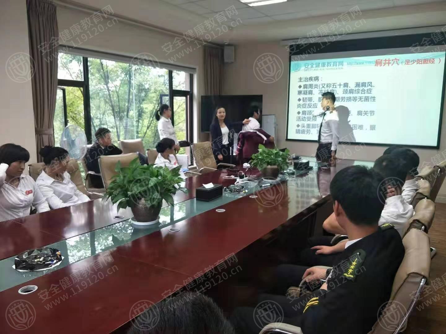 俊发·观云海售楼中心7.23武文林4.jpg