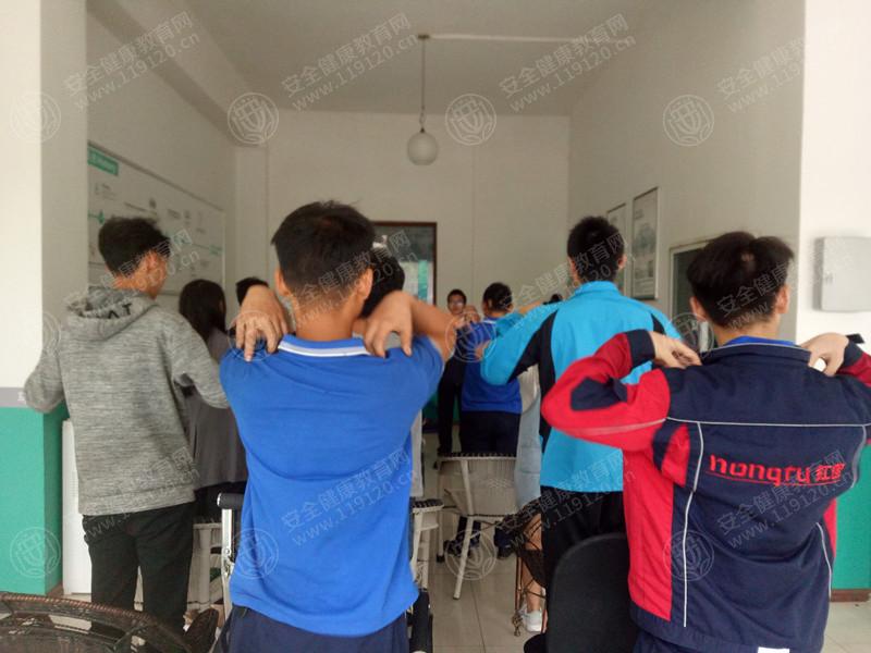 昆明星悦汽车维修服务有限公司7.302.jpg