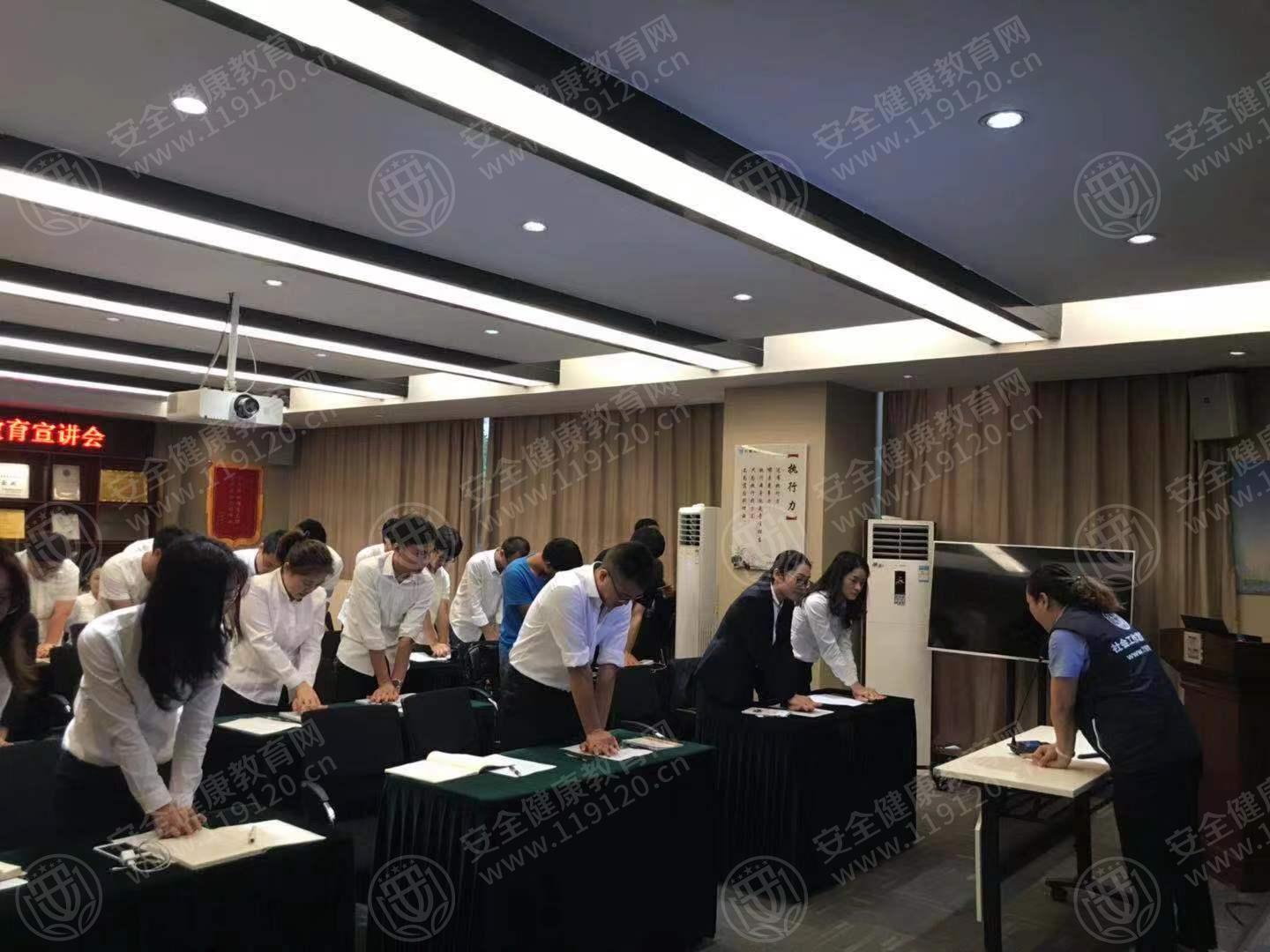 中建四局第五建筑工程有限公司8.94.jpg
