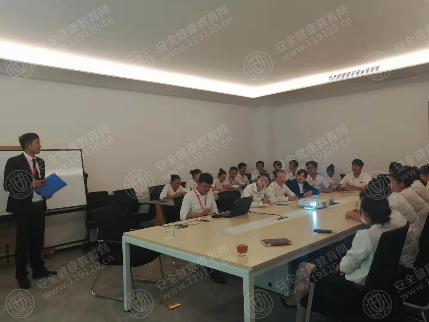 俊发.玉龙湾营销中心8.121.jpg