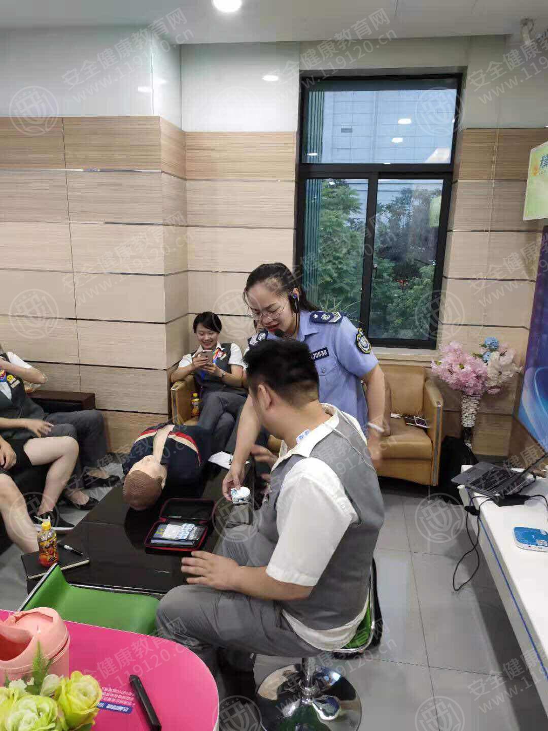 adb6425df0533657ea3e1f90a195283.jpg