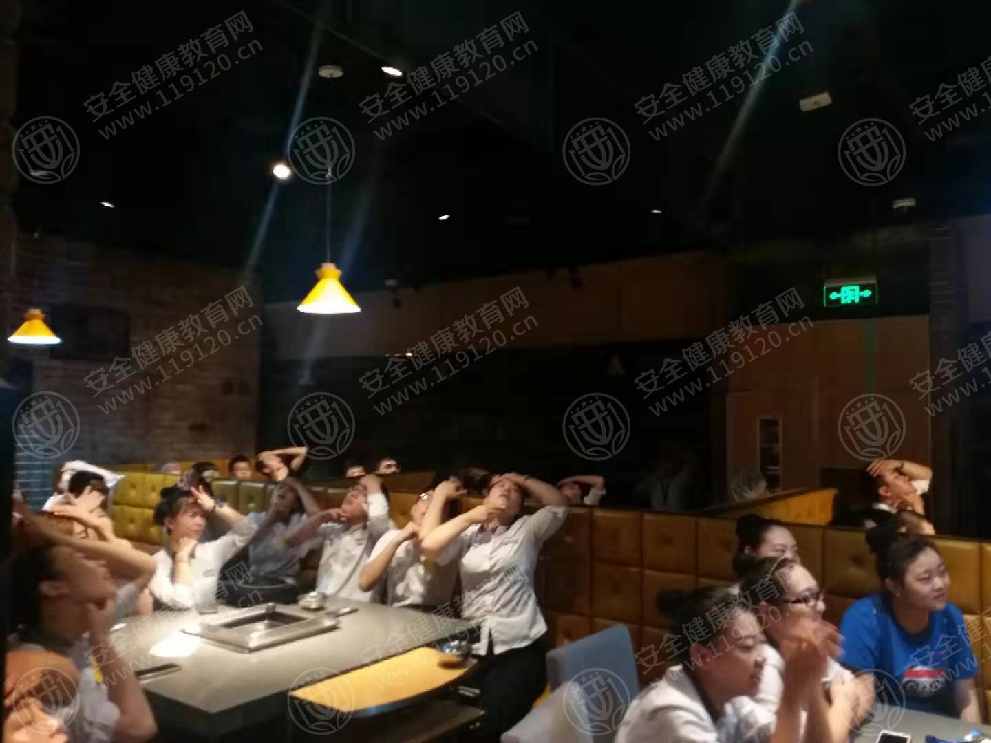 石家庄 海底捞东胜广场店7.30左伟7.jpg