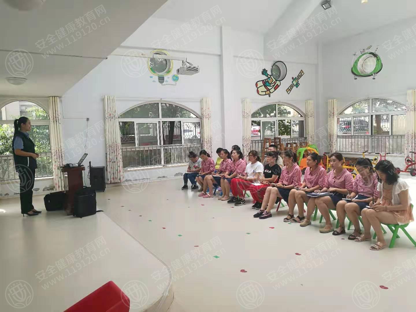 佳英宝贝天籁幼儿园0.jpg