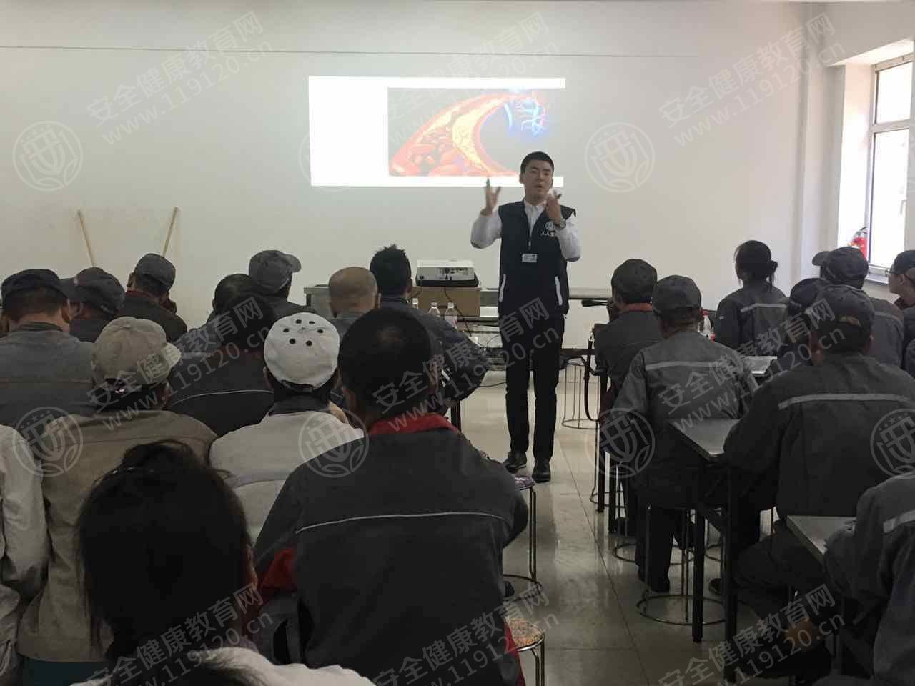 9.19毕傲情 长春中车长客钢结构厂2.jpg