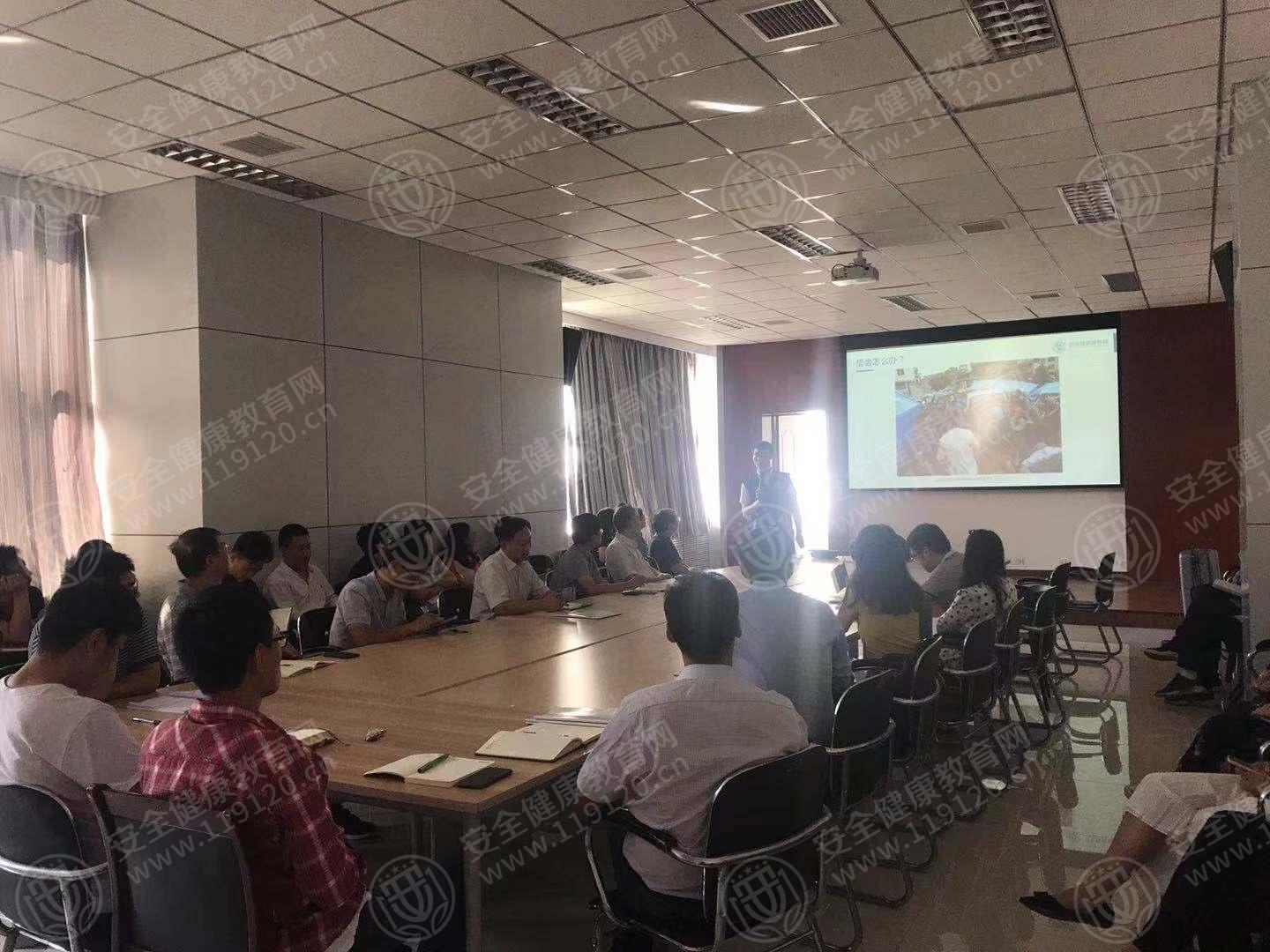 0925华北理工大学  朱亚杰3.jpg
