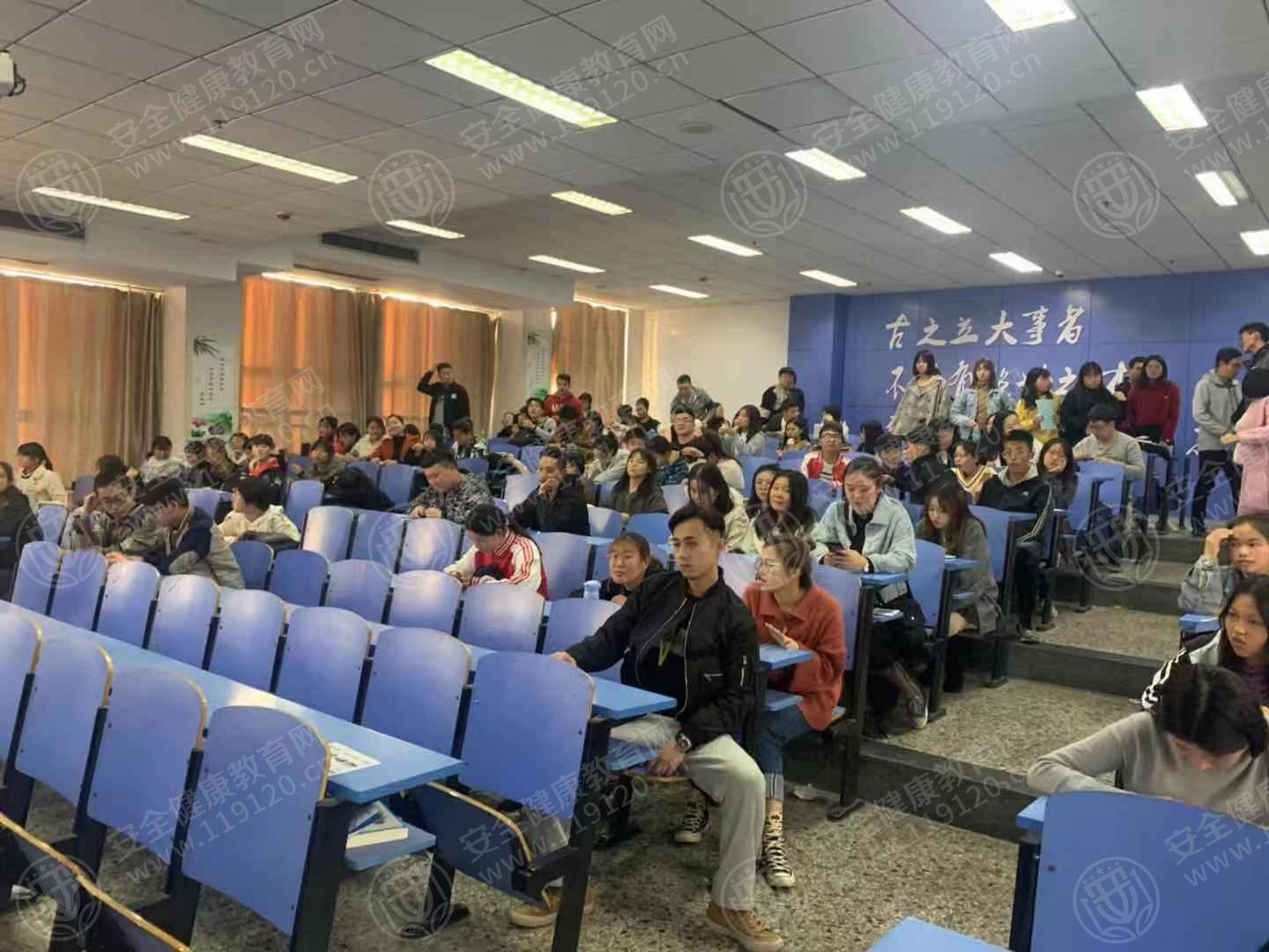 唐山 唐山师范学院北院历史与法学系11.5王宇.jpg