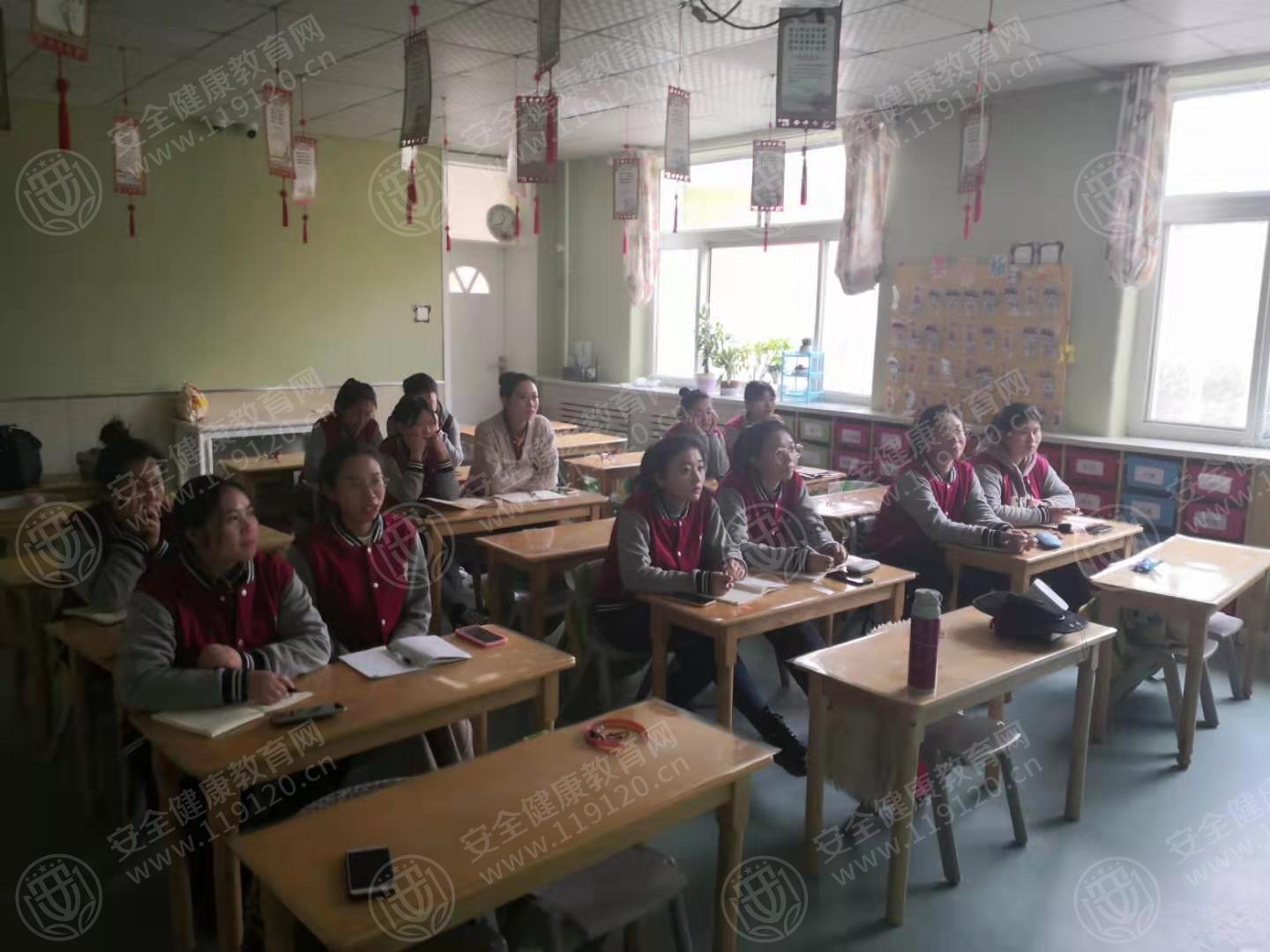 1106小神童双语幼稚园    满小焕2.jpg