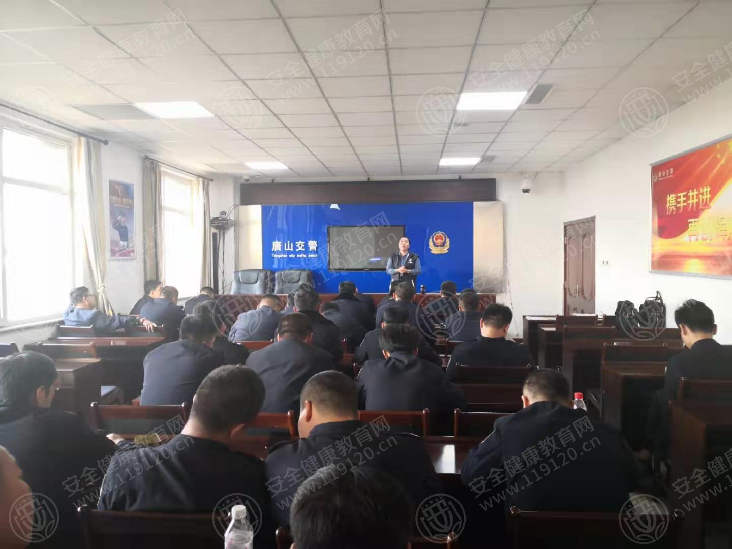 1107唐山公安交警支队第四大队      于亚坤1.jpg