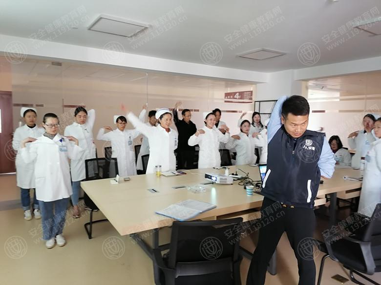 云南省昆明市第二人民医院融城老年病医院11.15张金名4.jpg