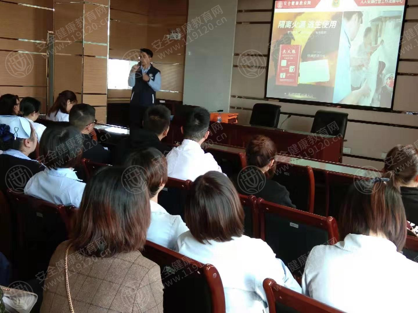 微信图片_20191119092213.jpg
