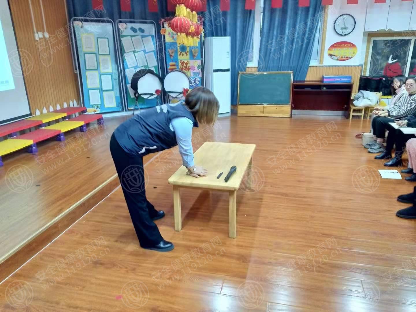 石家庄栾城第二幼儿园11.29韩立娜1.jpg