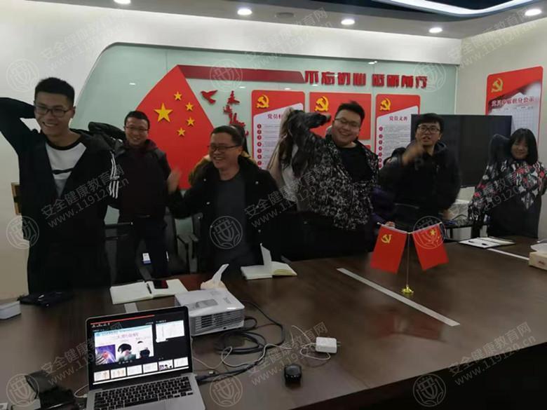 文中图片