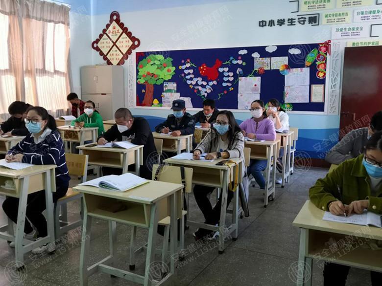 文中图片