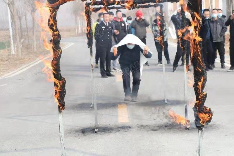 文中图片