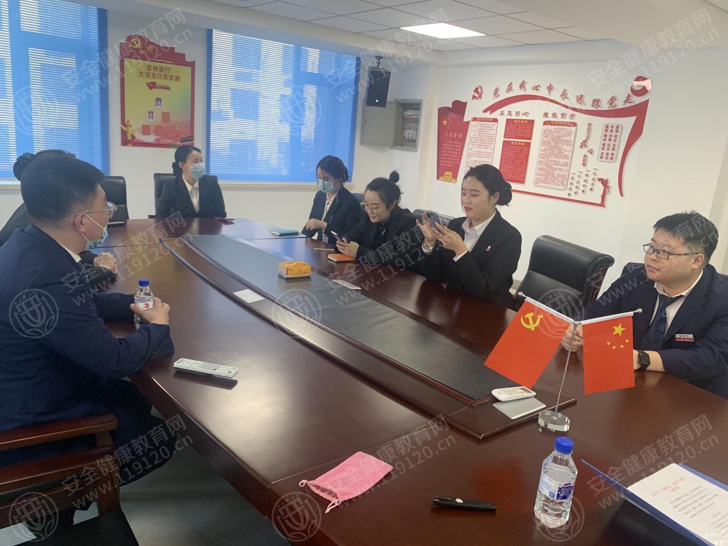 文中图片