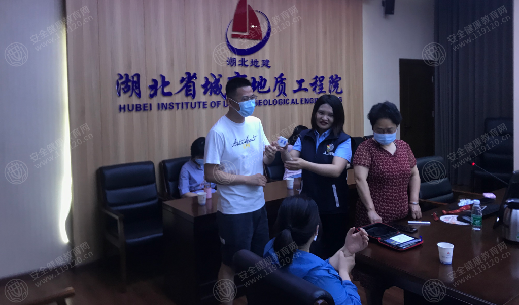 文中图片