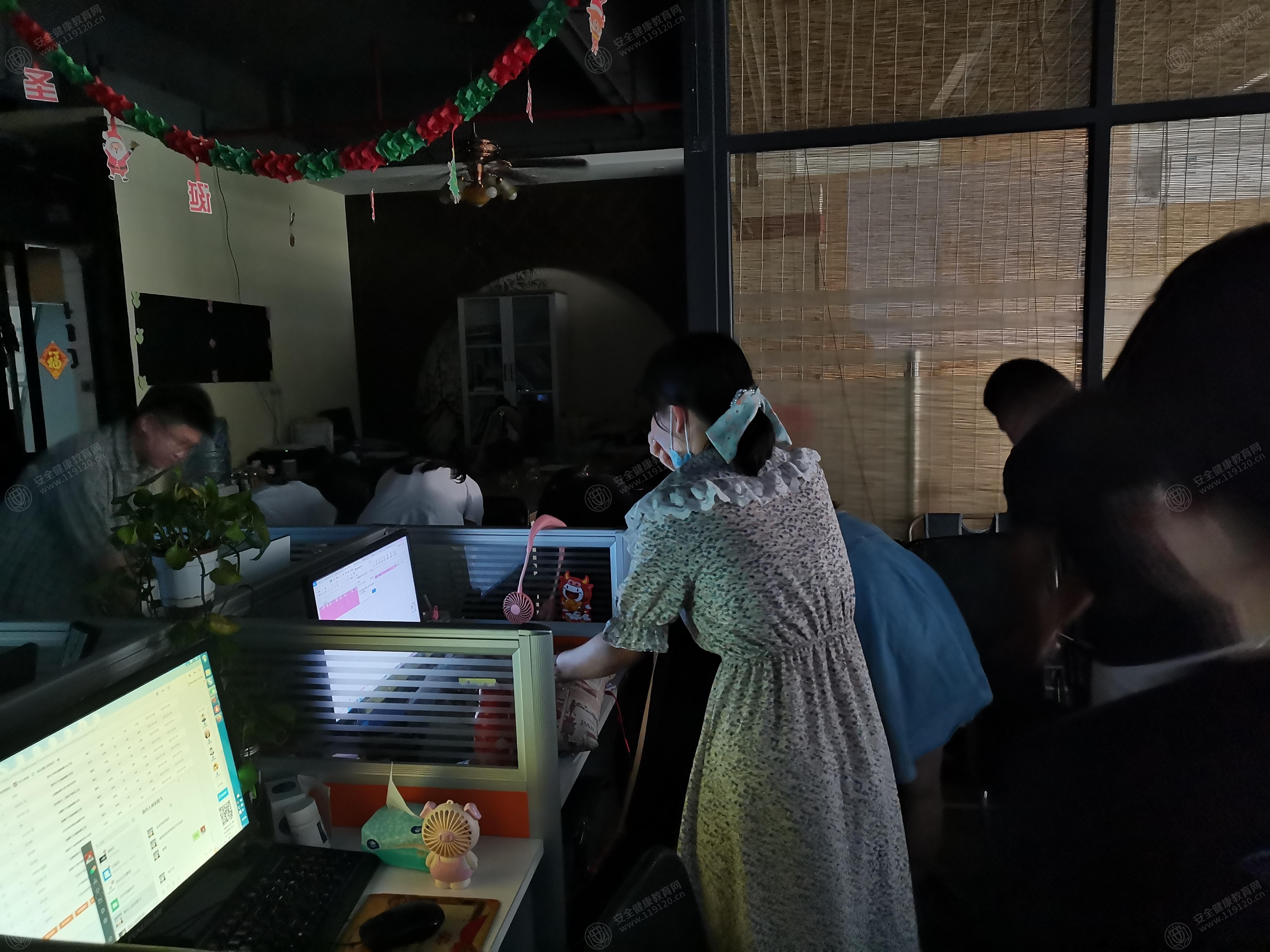文中图片 文中图片