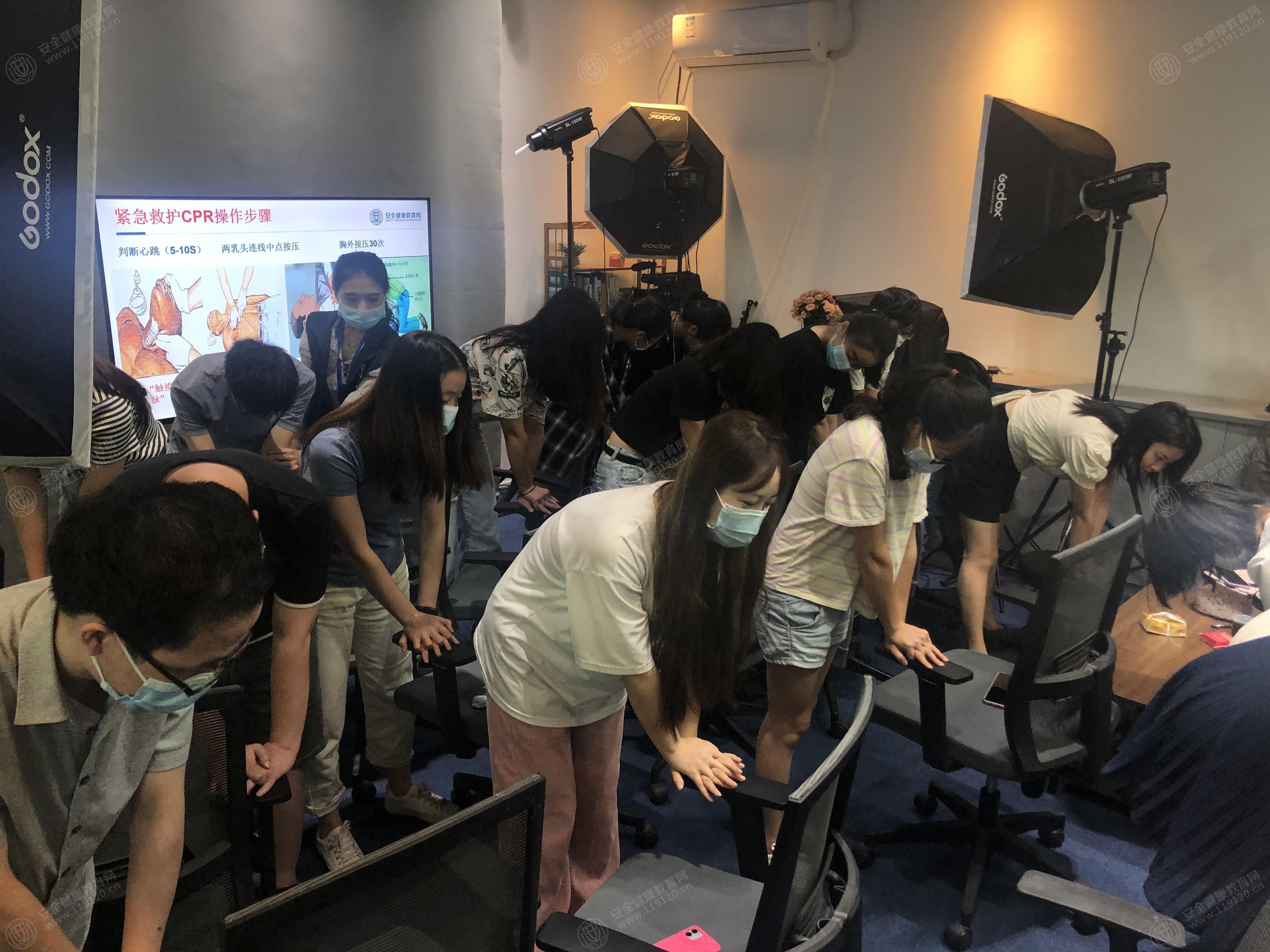 文中图片