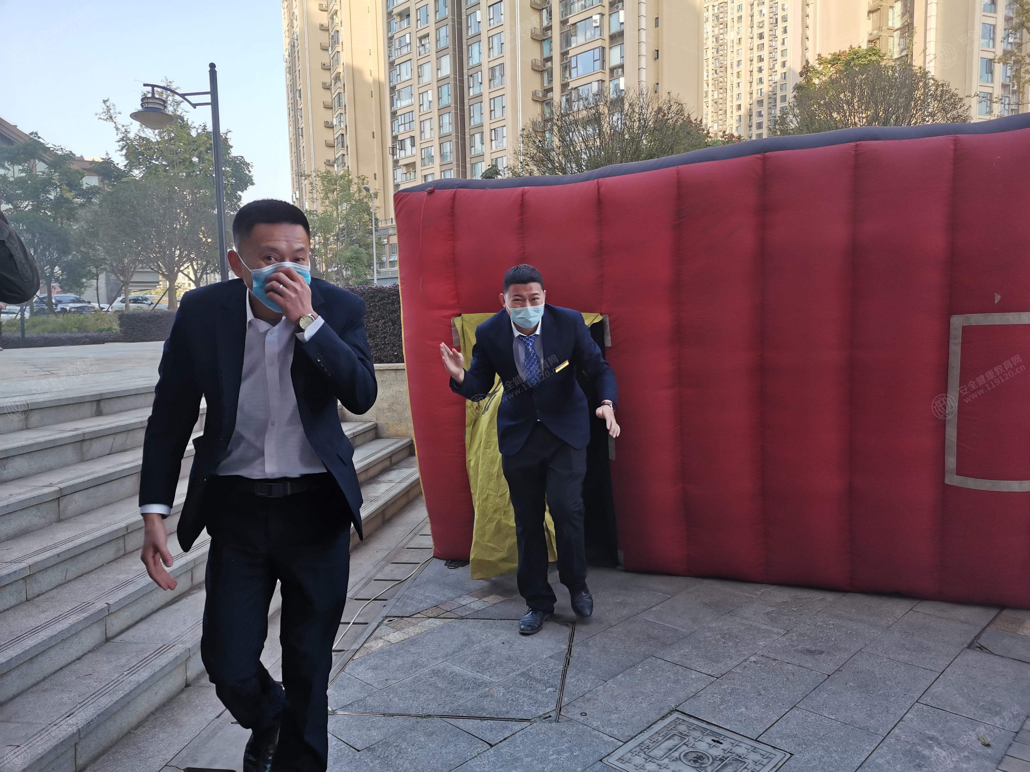 文中图片