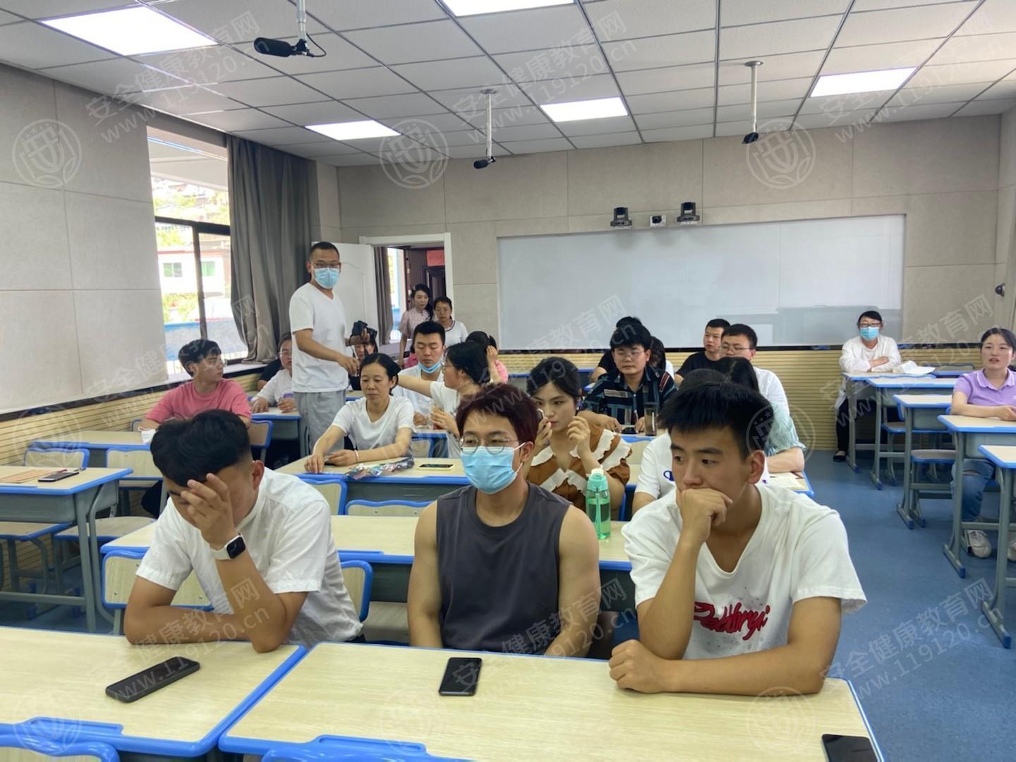 文中图片