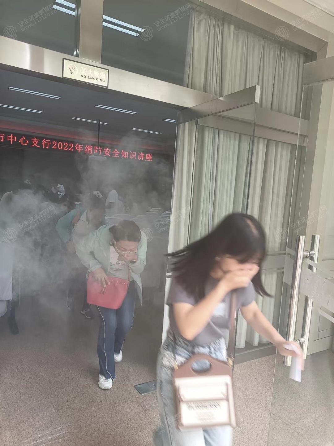 文中图片 文中图片