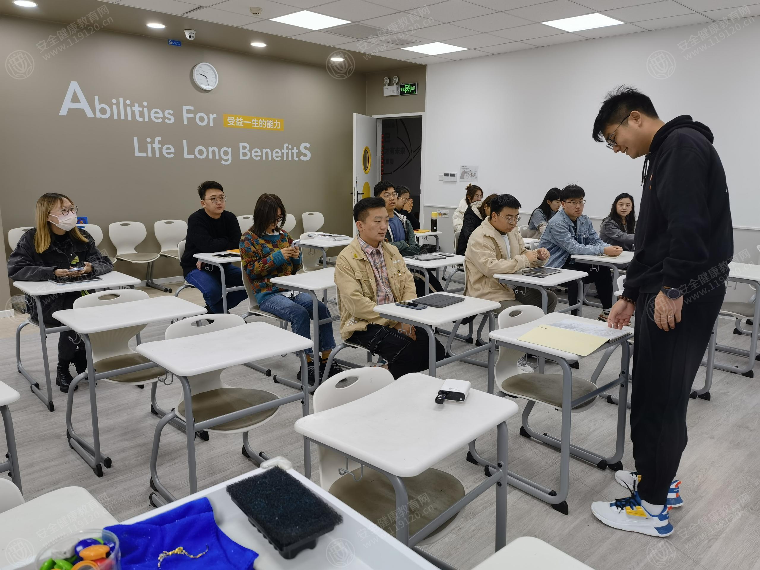 文中图片 文中图片