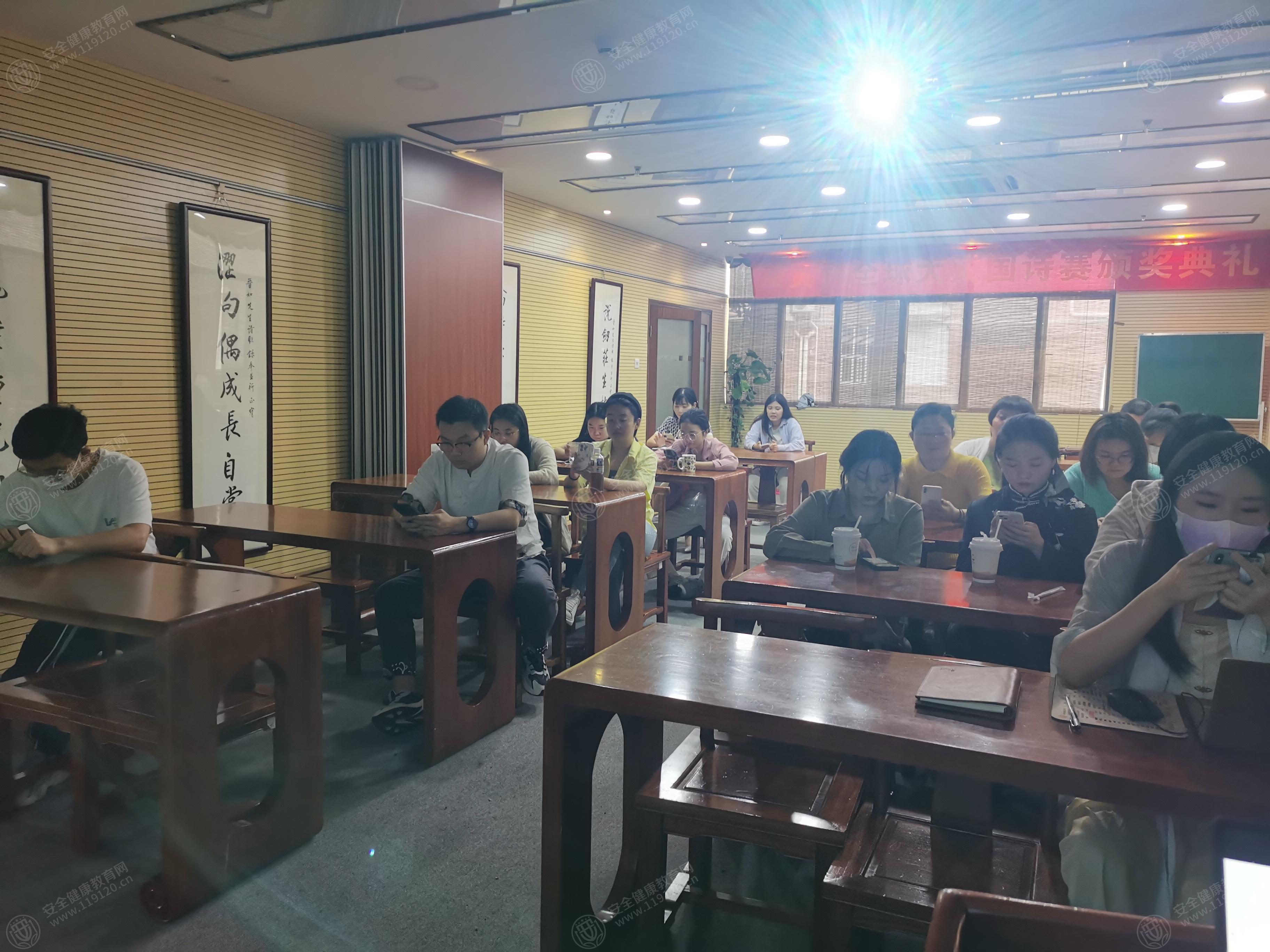 文中图片