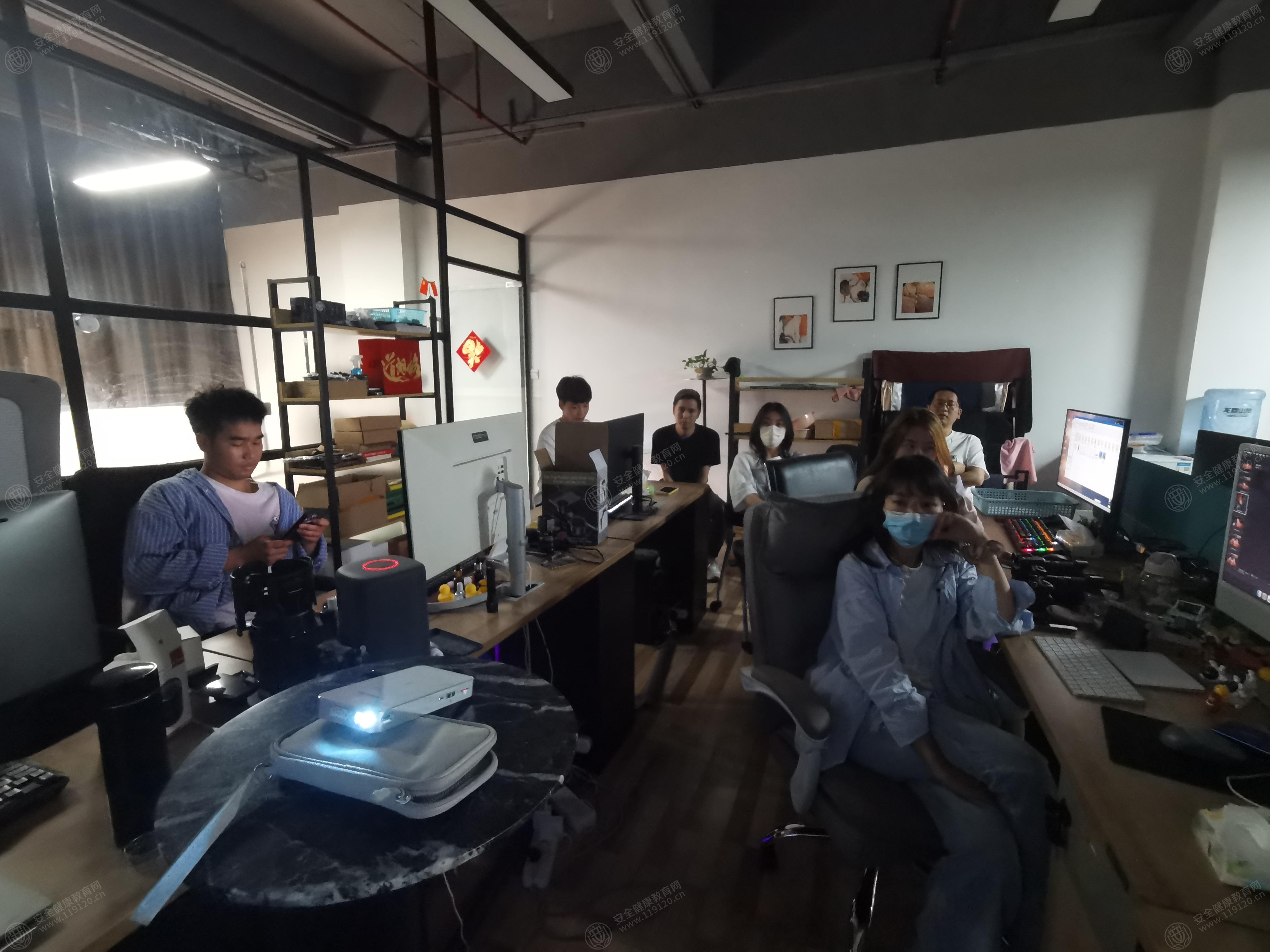 文中图片